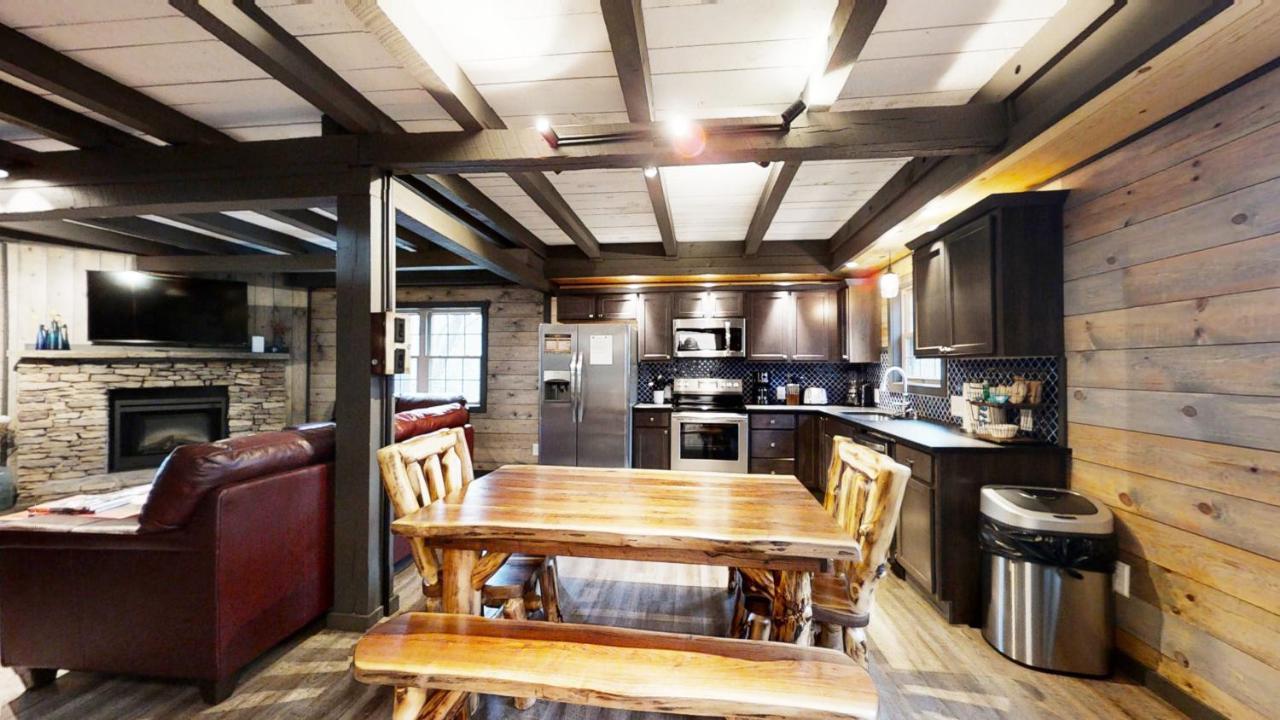 Bigfoots Hideaway Cabin Gatlinburg Dış mekan fotoğraf