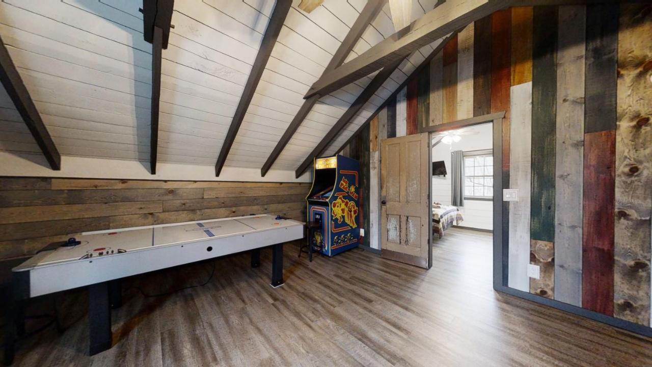 Bigfoots Hideaway Cabin Gatlinburg Dış mekan fotoğraf